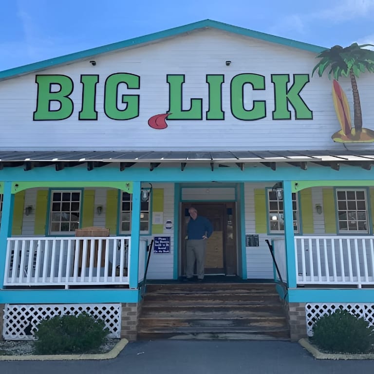 Island Vibes and Great American Food
